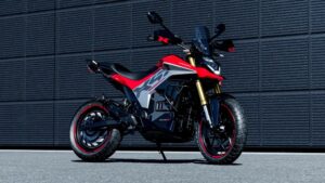 Ultraviolette X-47: The Smart Electric Motorcycle With Built-in Radar and 200-Mile Range