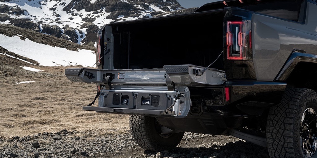 2026 GMC Hummer EV