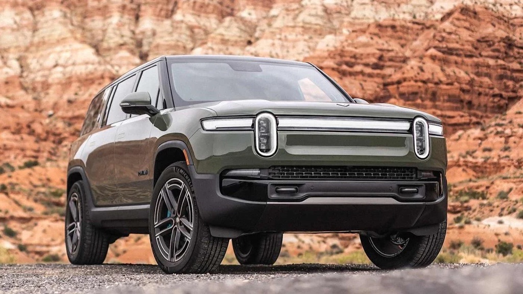 Rivian R1S Quad-Motor