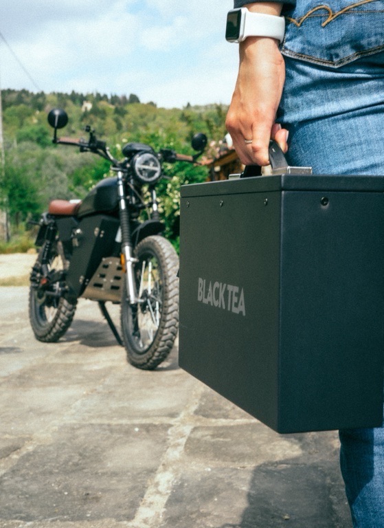 Black Tea Motorbikes Bonfire S 4 Black Tea Motorbikes