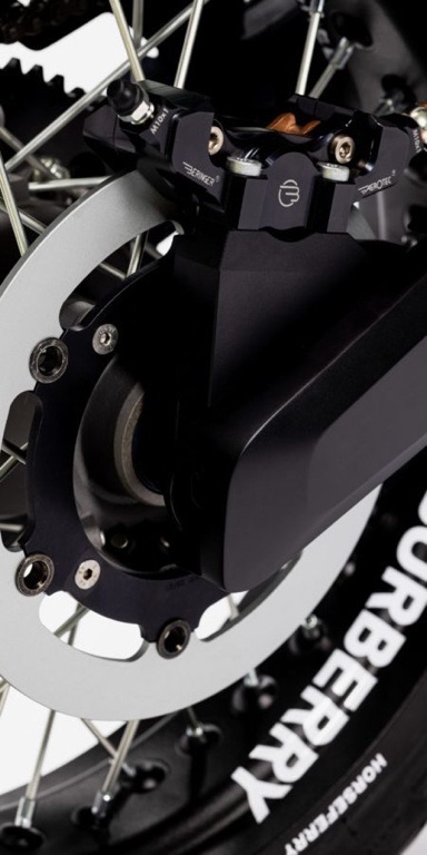 DAB-E RS Burberry edition