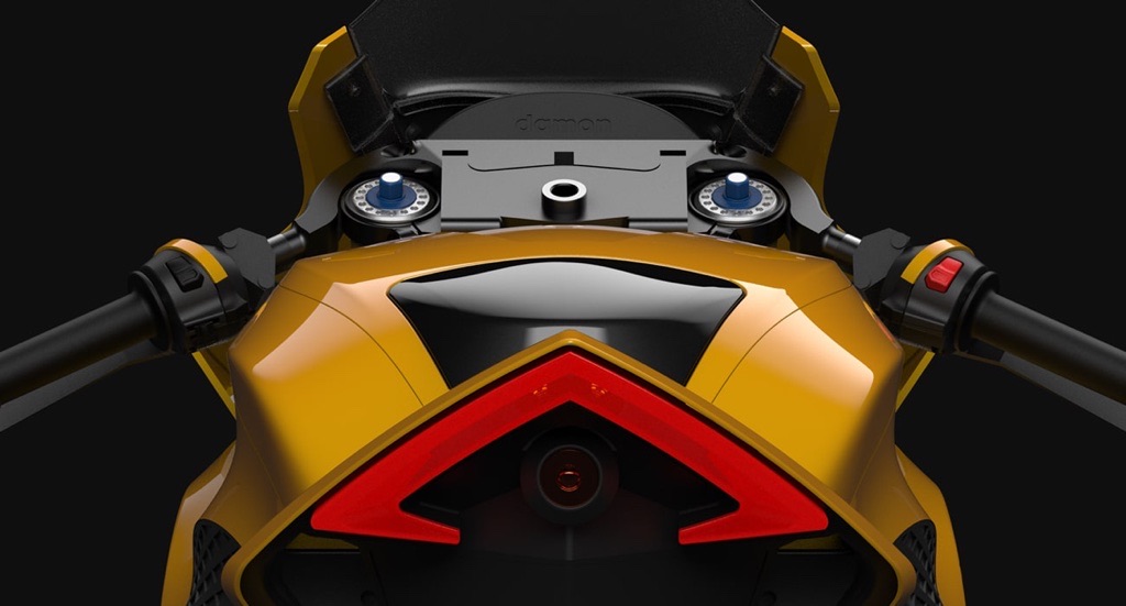 DAMON HYPERFIGHTER COLOSSUS