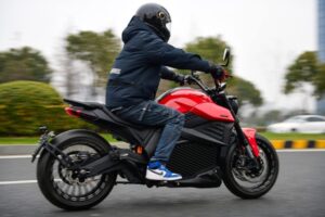 REZON Bohemia Electric Motorcycle