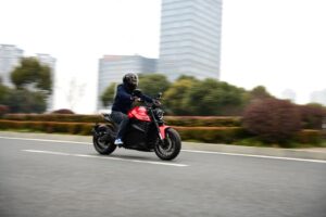 REZON Bohemia Electric Motorcycle