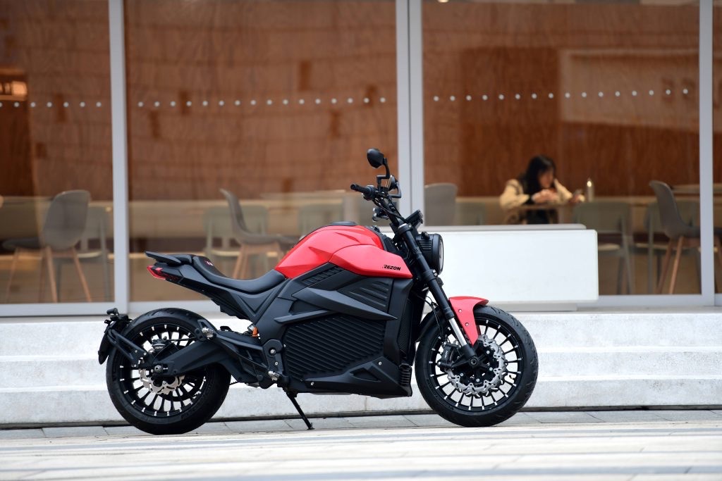 REZON Bohemia Electric Motorcycle