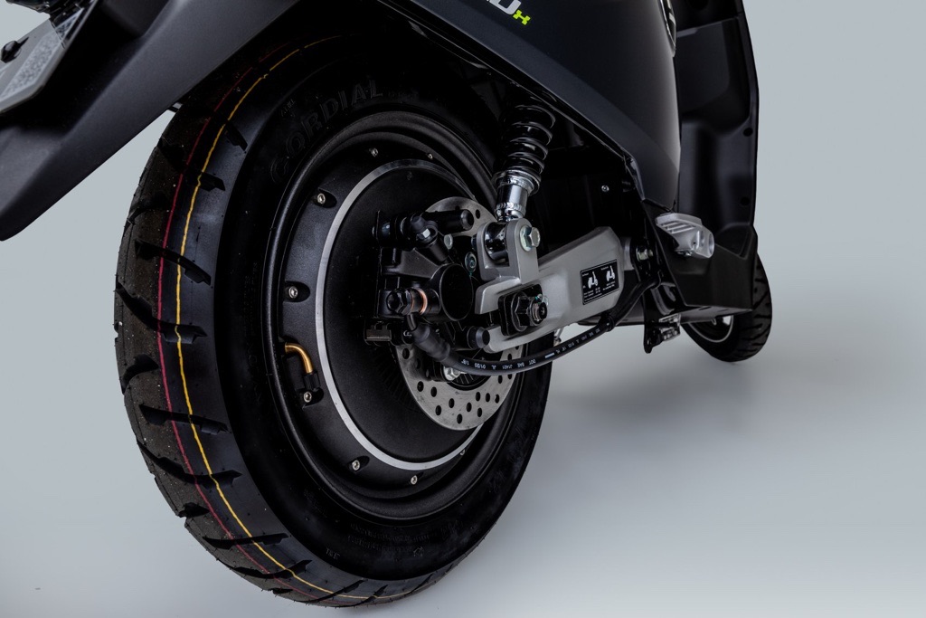 Super Soco CUX Electric Scooter