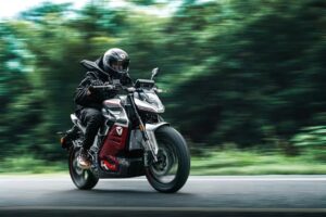 Yadea KEMPER electric Motorcycle