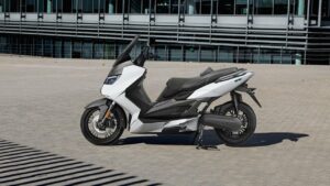 Is This the Perfect Electric Scooter? Spain Thinks So.