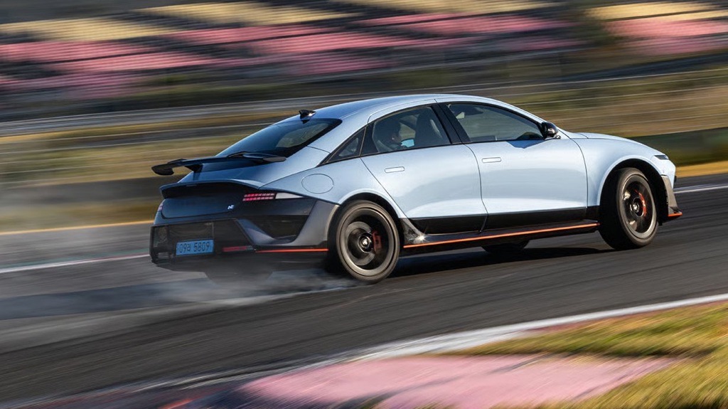 Hyundai Ioniq 6N 202