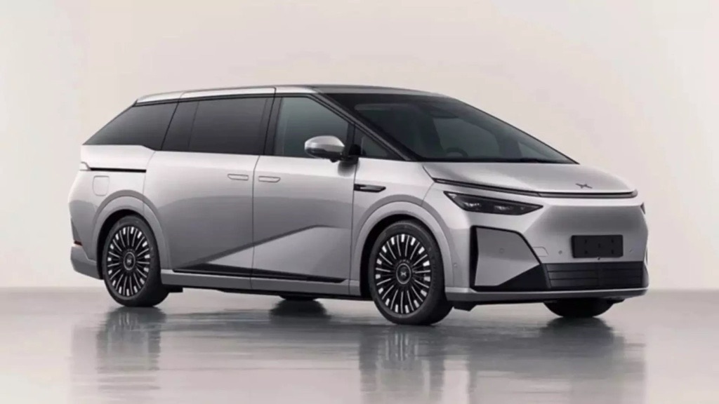 XPeng X9 PowerX Review