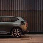Volvo EX60 Delivers 400-Mile Range and 670 HP: The Electric SUV That Challenges Tesla 13 2027 Volvo EX60