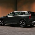 Volvo EX60 Delivers 400-Mile Range and 670 HP: The Electric SUV That Challenges Tesla 4 2027 Volvo EX60