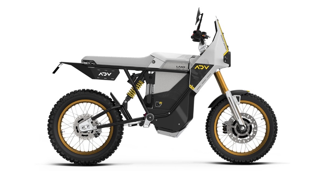 Land Moto District ADV