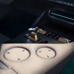 Lotus Eletre interior