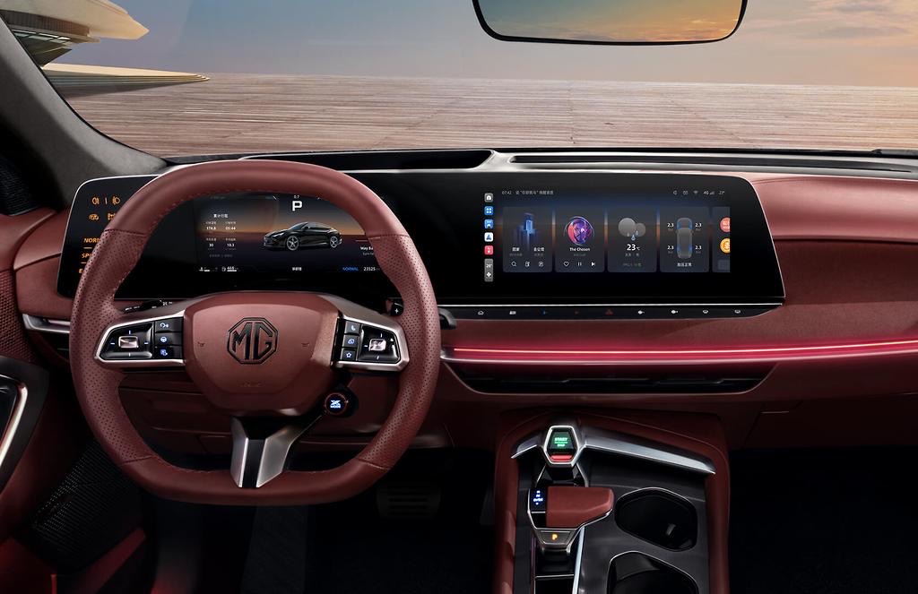 MG Teases Electric MG7 Sedan at €17,700-€23,600, Porsche Taycan-Inspired Design Sparks Debate 8 MG Electric MG7 Interior