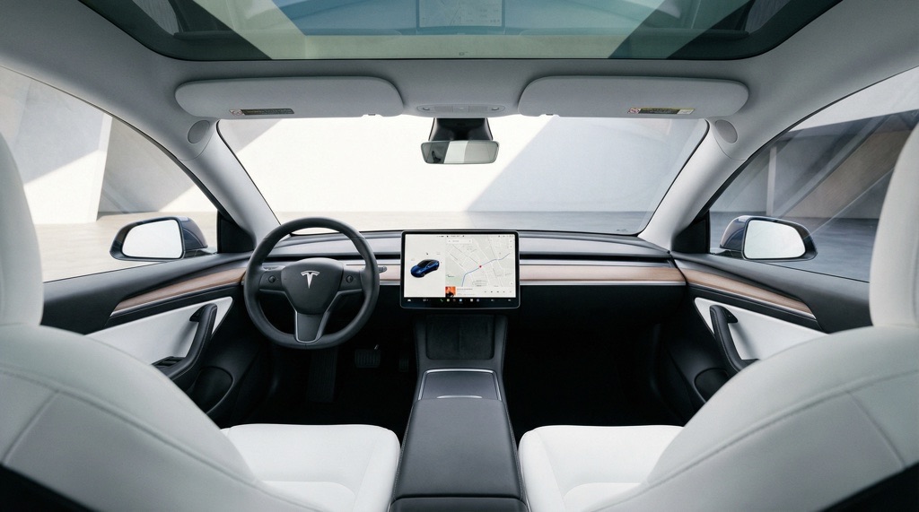 Tesla's 4680 Battery U-Turn: From Cybertruck Bet to Model Y Backup Plan 7 Tesla Model Y interior and driving technology