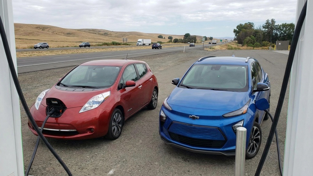 500-Mile Road Trip Charging Scenario