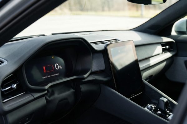 EV Dashboard Showing 0% Battery