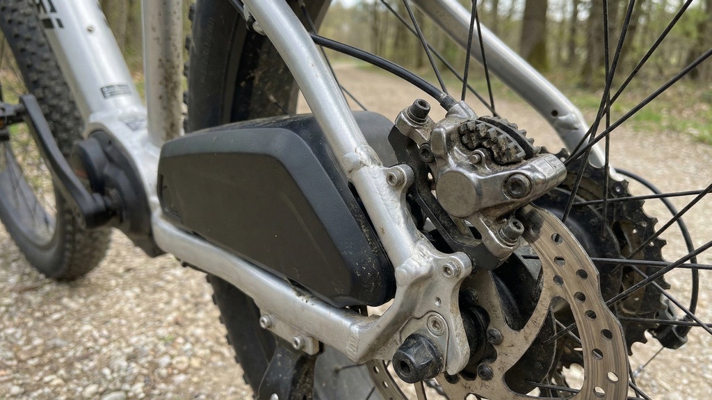 Hydraulic Brakes and Integrated Battery