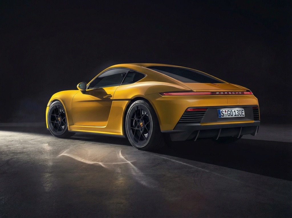 Porsche 718 EV Cancellation Rumors: Cash Crisis Puts 2025 Boxster/Cayman Launch in Doubt 4 Porsche 718 EV