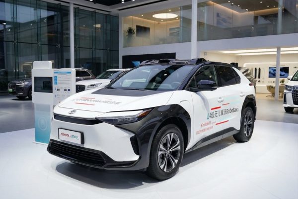 Toyota bZ4X Robotaxi