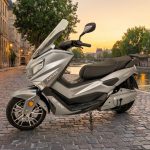 Trinity Jupiter GT: 300 km Range and 120 km/h Speed Make German Maxi-Scooter a Highway Contender 8 Trinity Jupiter GT