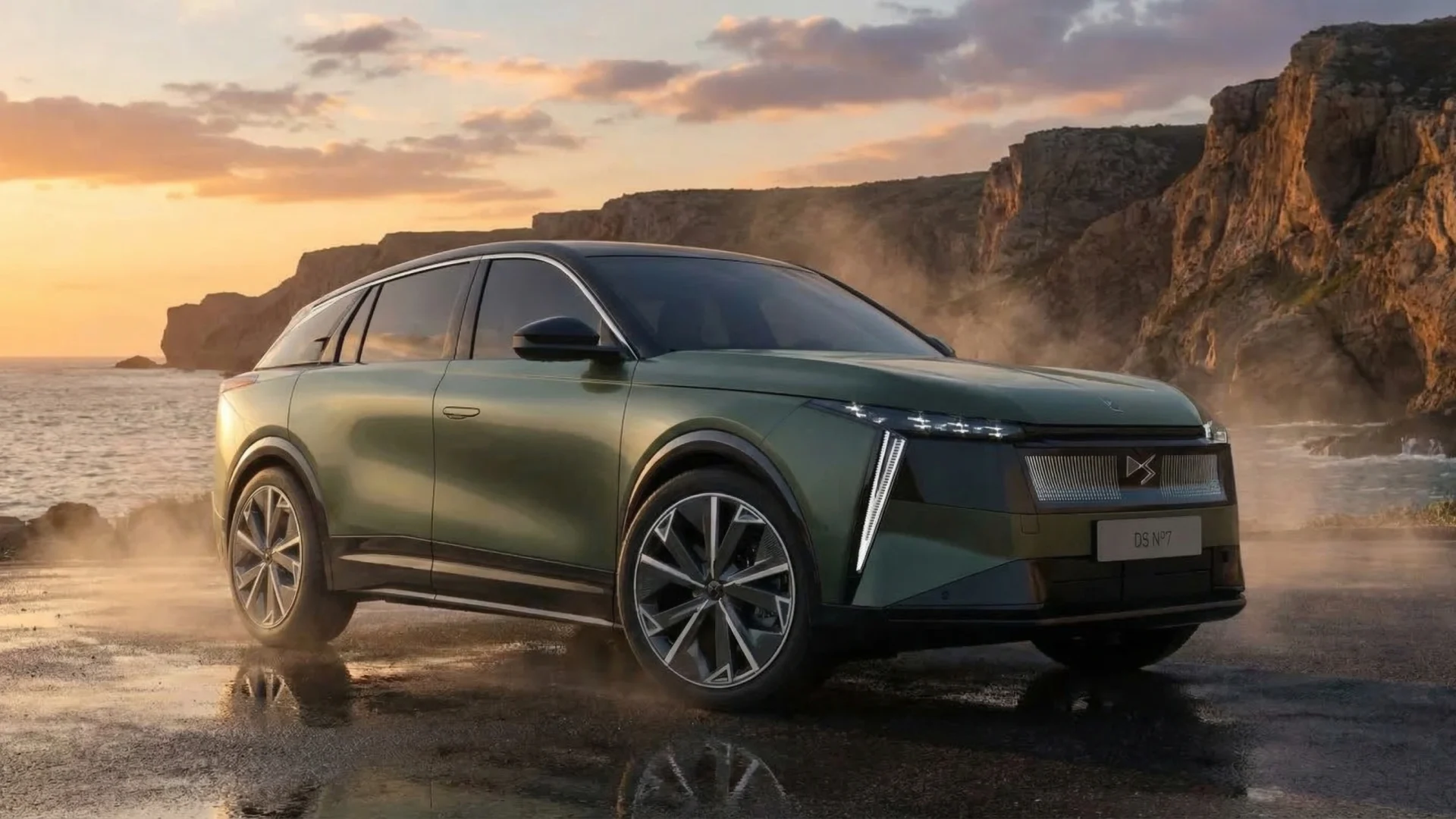 DS No7 EV SUV